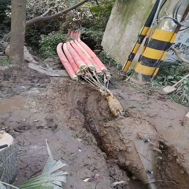 南川冷库拖拉管